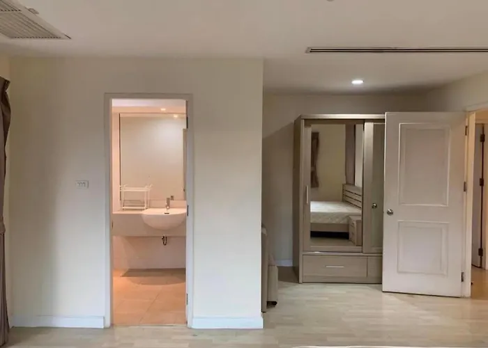 Living At Bkk Appartamento Bangkok