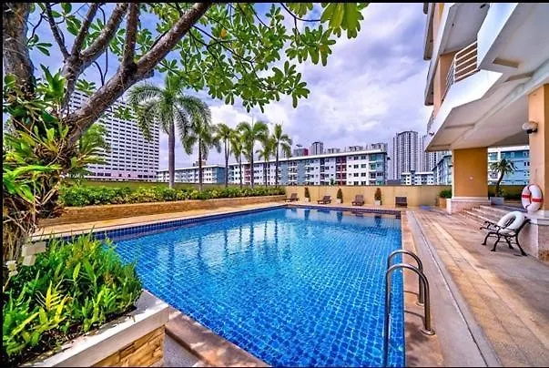 Living At Bkk Appartamento Bangkok